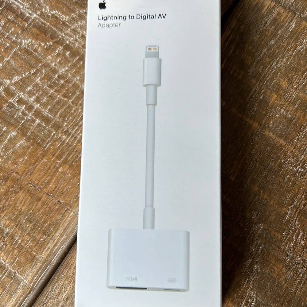 Apple lightening digital AV adapter